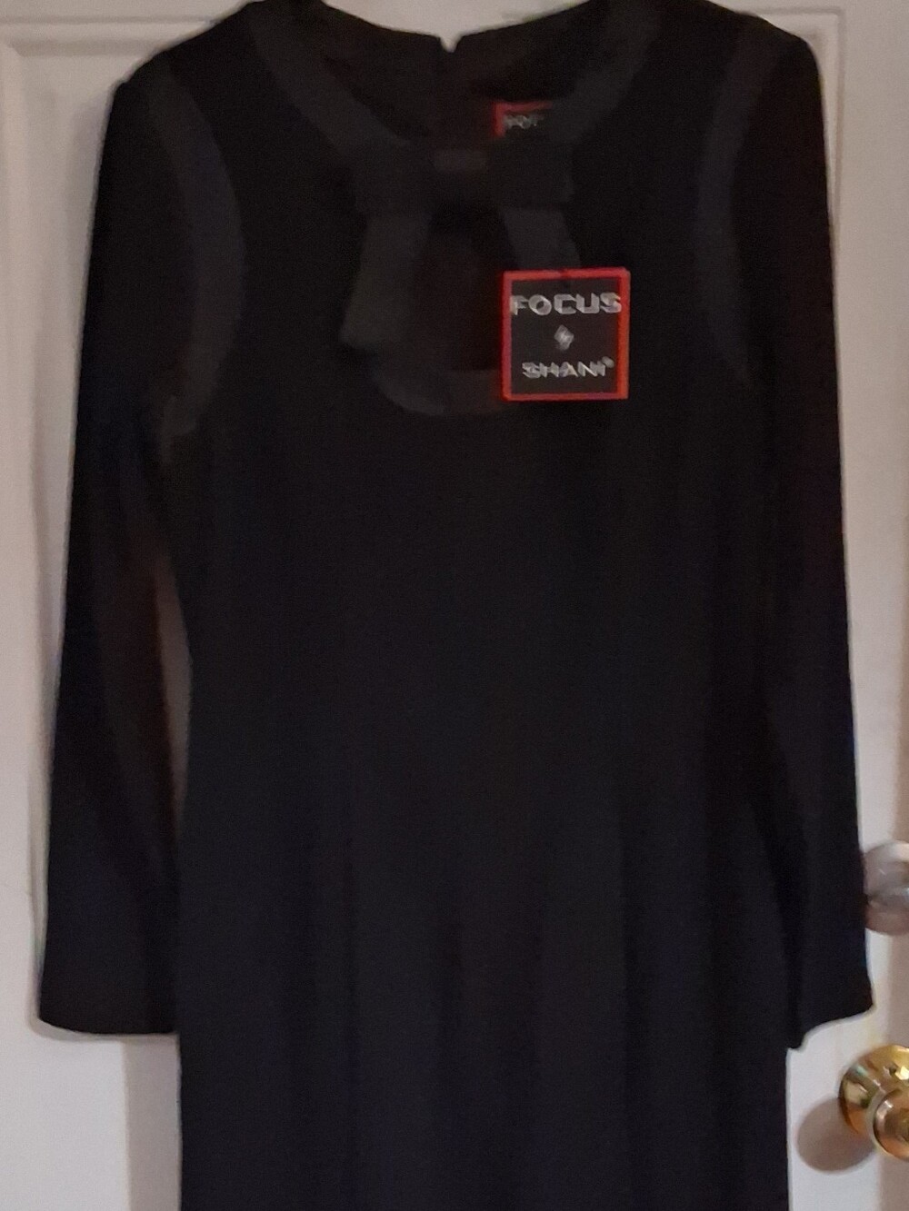 FOCUS & SHANN Black Long-Sleeve Tie-Neck Dress
